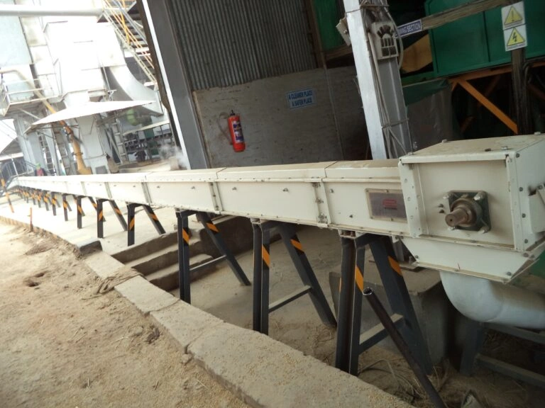 Drag Chain Conveyors over ground level