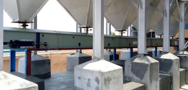 Trough belt conveyor