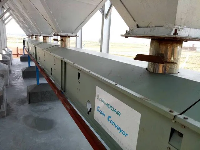 Trough belt conveyor