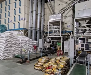 Weighing and bagging system